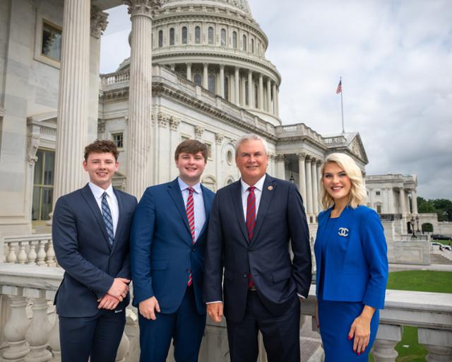 Local Students Complete Summer Internships in Congressman Comer’s D.C. Office