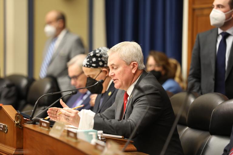 Comer: FDA Must Provide Americans Guidance on CBD Products